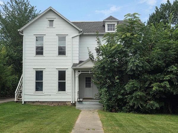 1110 S Oak, FREEPORT, IL 61032