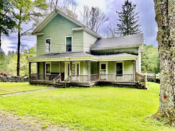30 Preacher Road , Lake Como, PA 18437