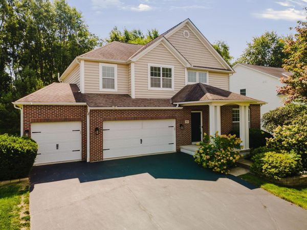 80 Crystal Petal Drive , Delaware, OH 43015