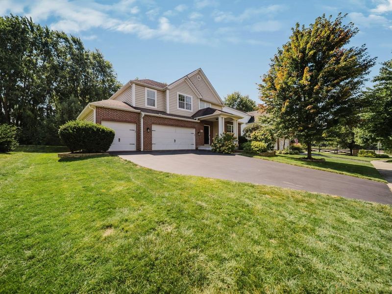 80 Crystal Petal Drive, Delaware, OH 43015 Photo 3