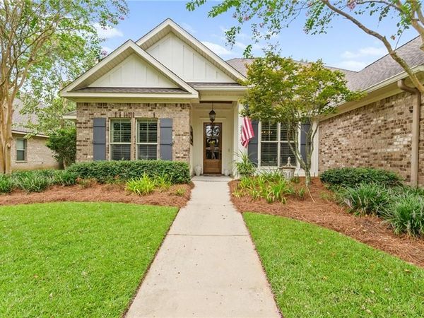 222 Silversmith Street , Fairhope, AL 36532