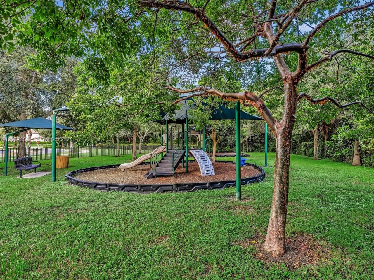 8527 NW 39th Ct, Cooper City, FL 33024 Photo