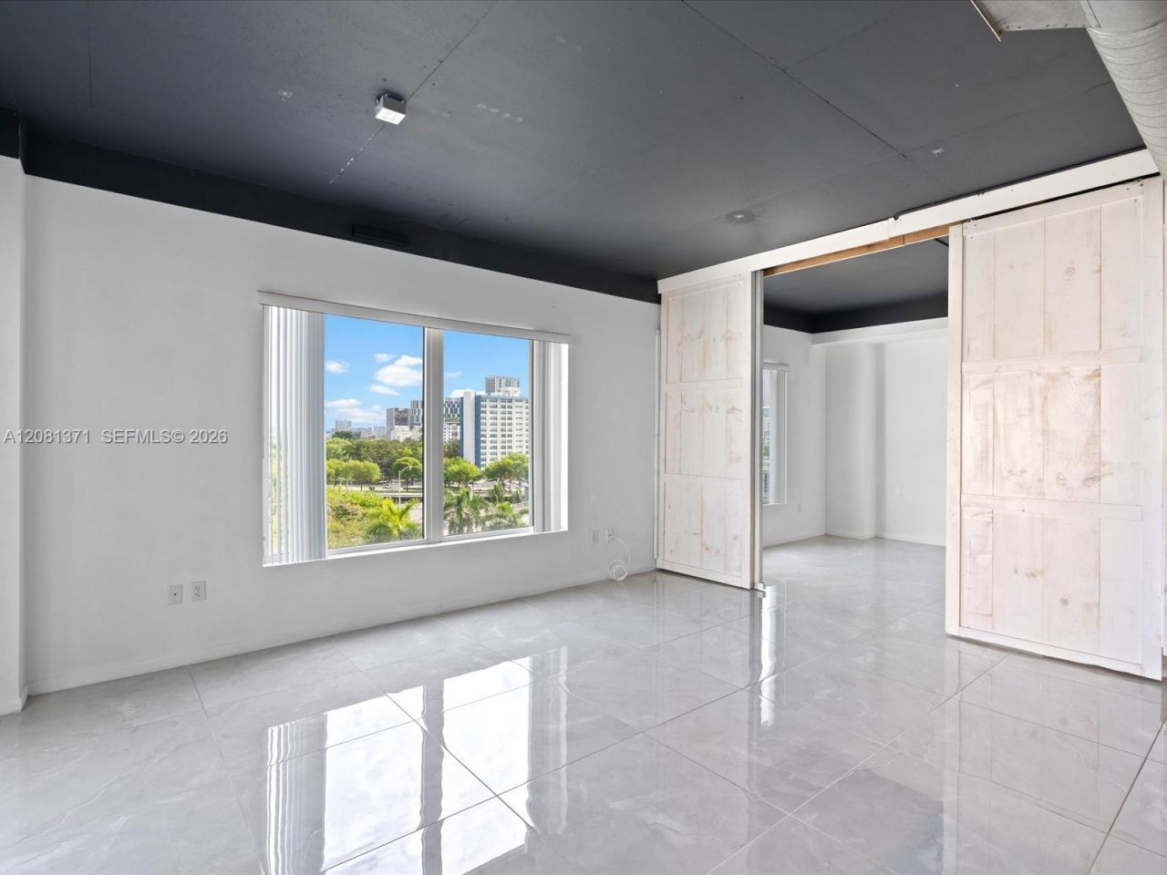10 SW South River Dr, Unit 715, Miami, FL 33130 Photo