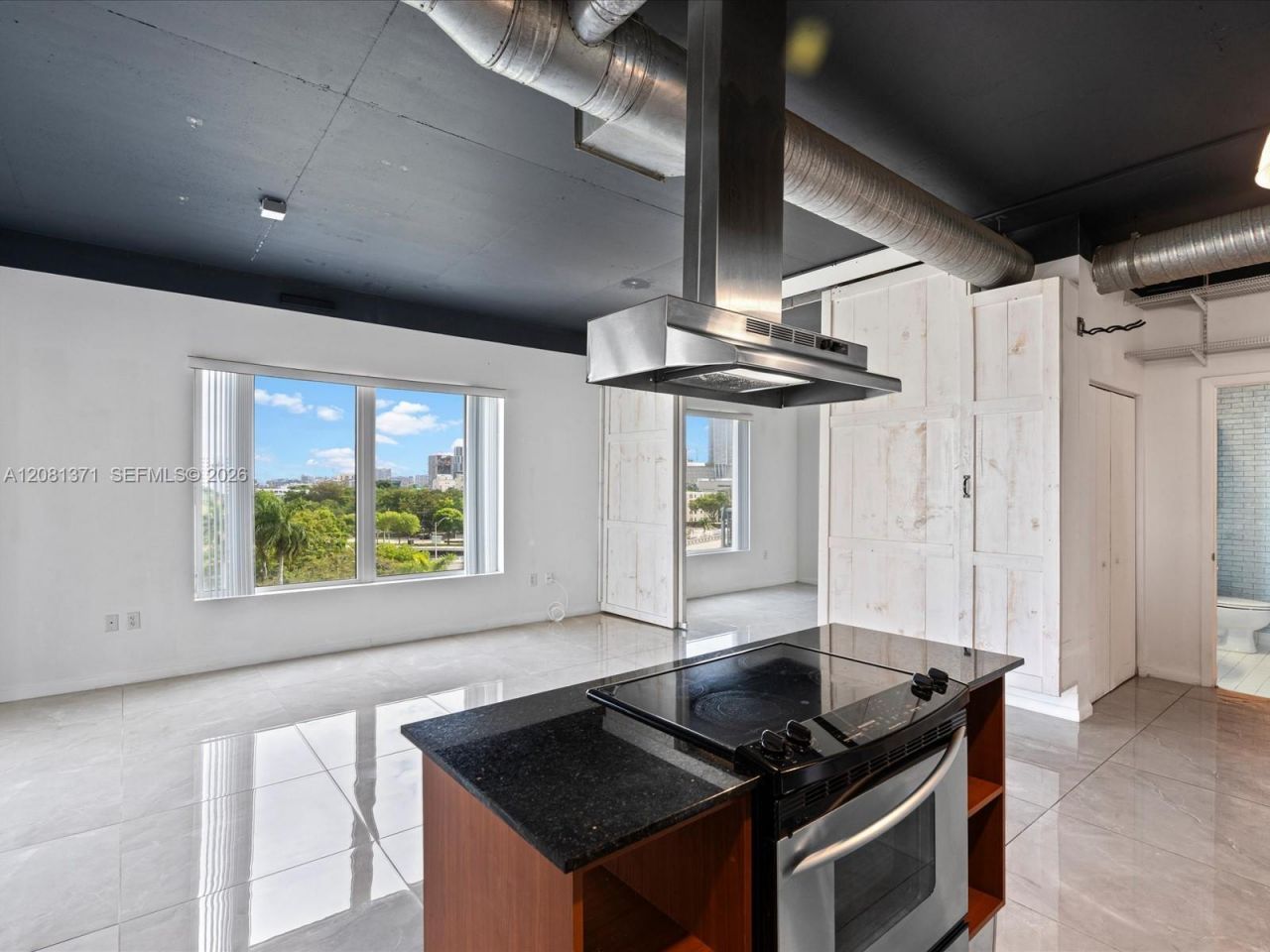 10 SW South River Dr, Unit 715, Miami, FL 33130 Photo
