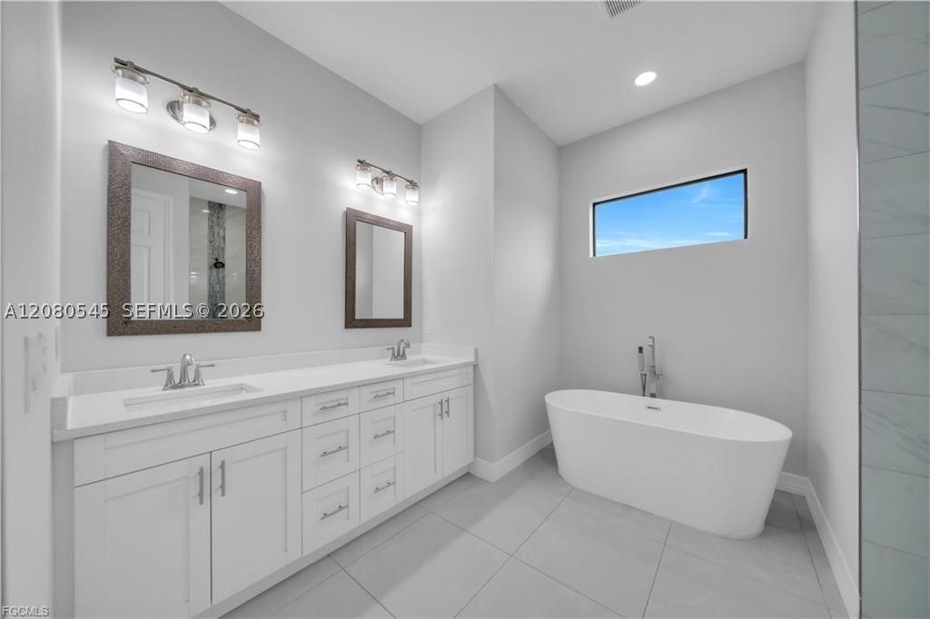 3509 38th St SW , Lehigh Acres, FL 33976 Photo