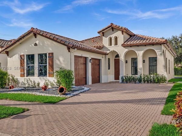 8527 NW 39th , Cooper City, FL 33024