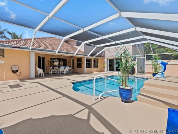 2001 Cypress Avenue , Fort Pierce, FL 34949