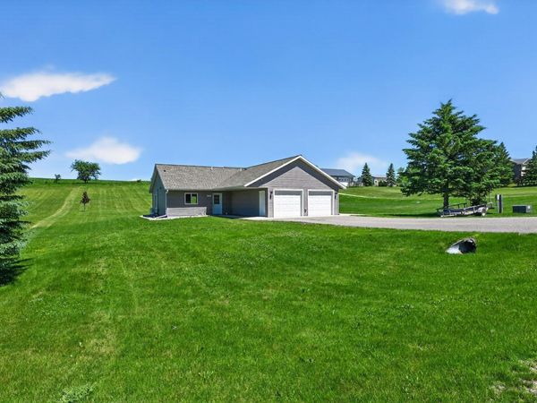 1378 W Latoka Drive SW, Alexandria, MN 56308