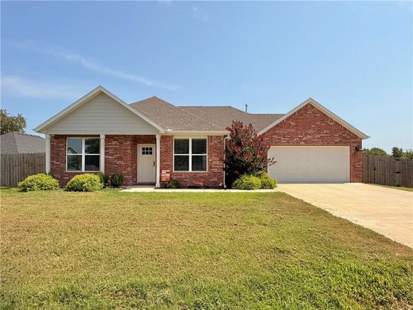13 Briscoe Lane , Bella Vista, AR 72715