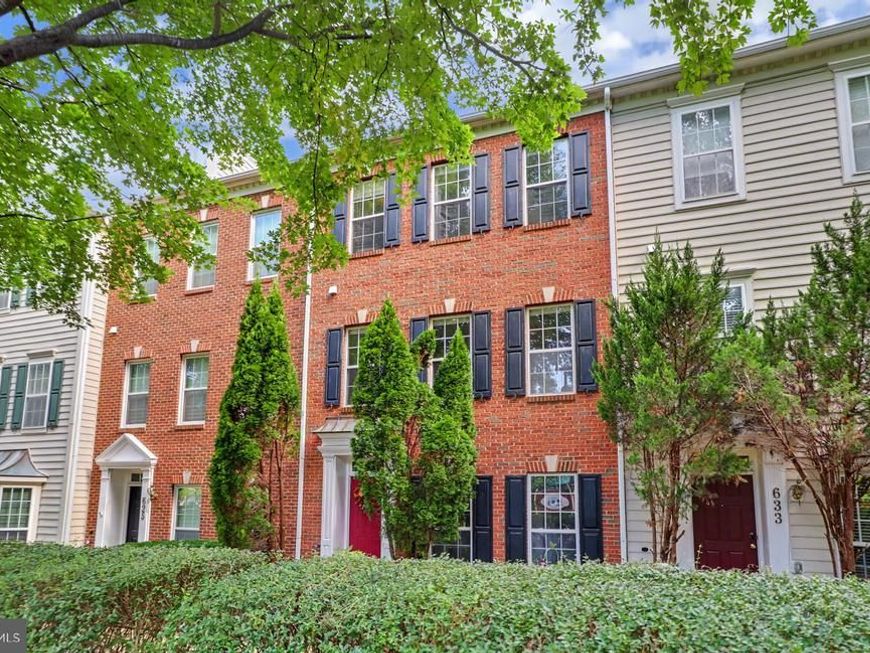 629 Chestnut Hill Mews , Gaithersburg, MD 20878 Main Photo