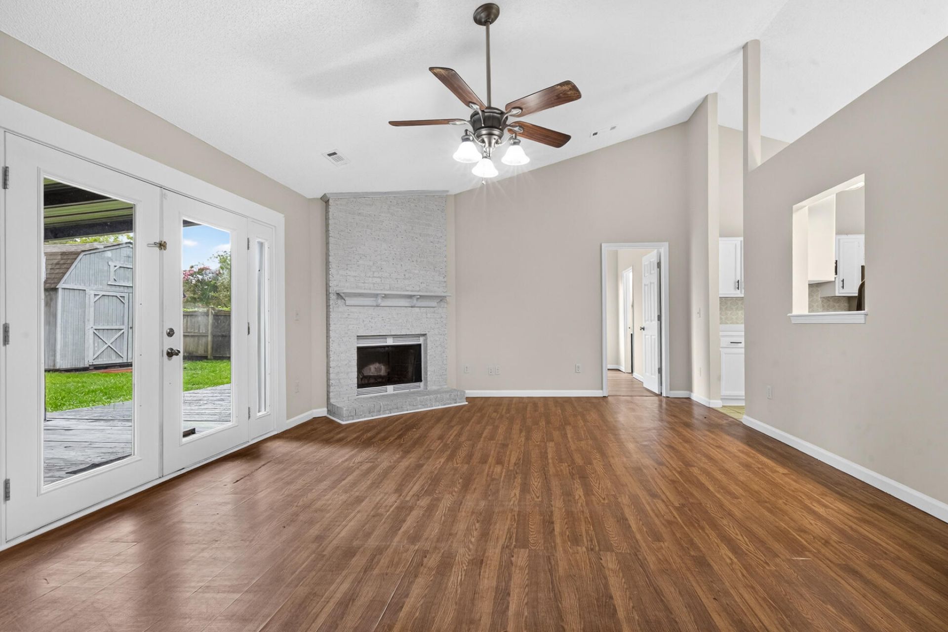 106 Turnbury Road Photo 13