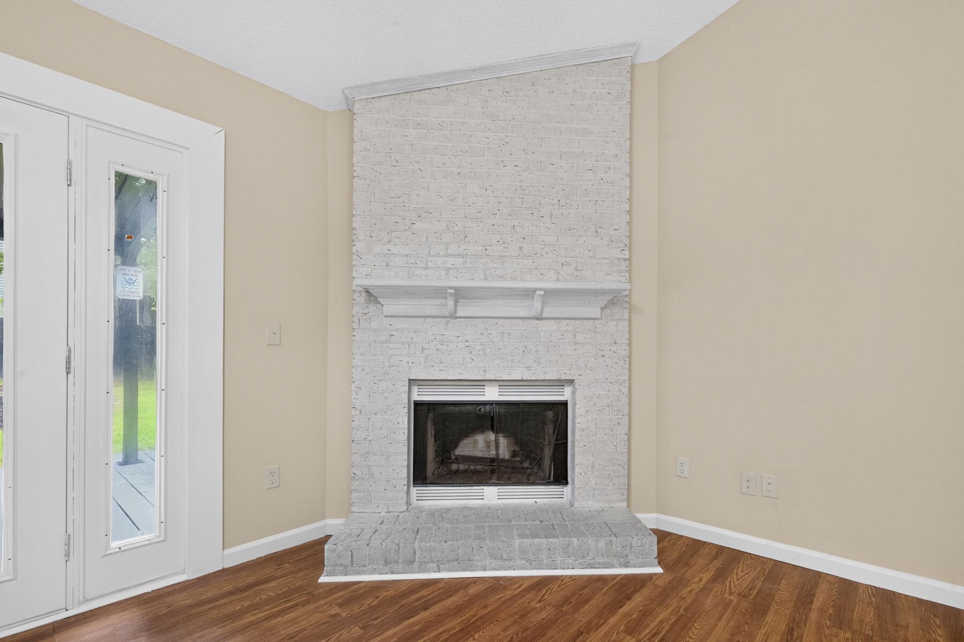 106 Turnbury Road Photo 15