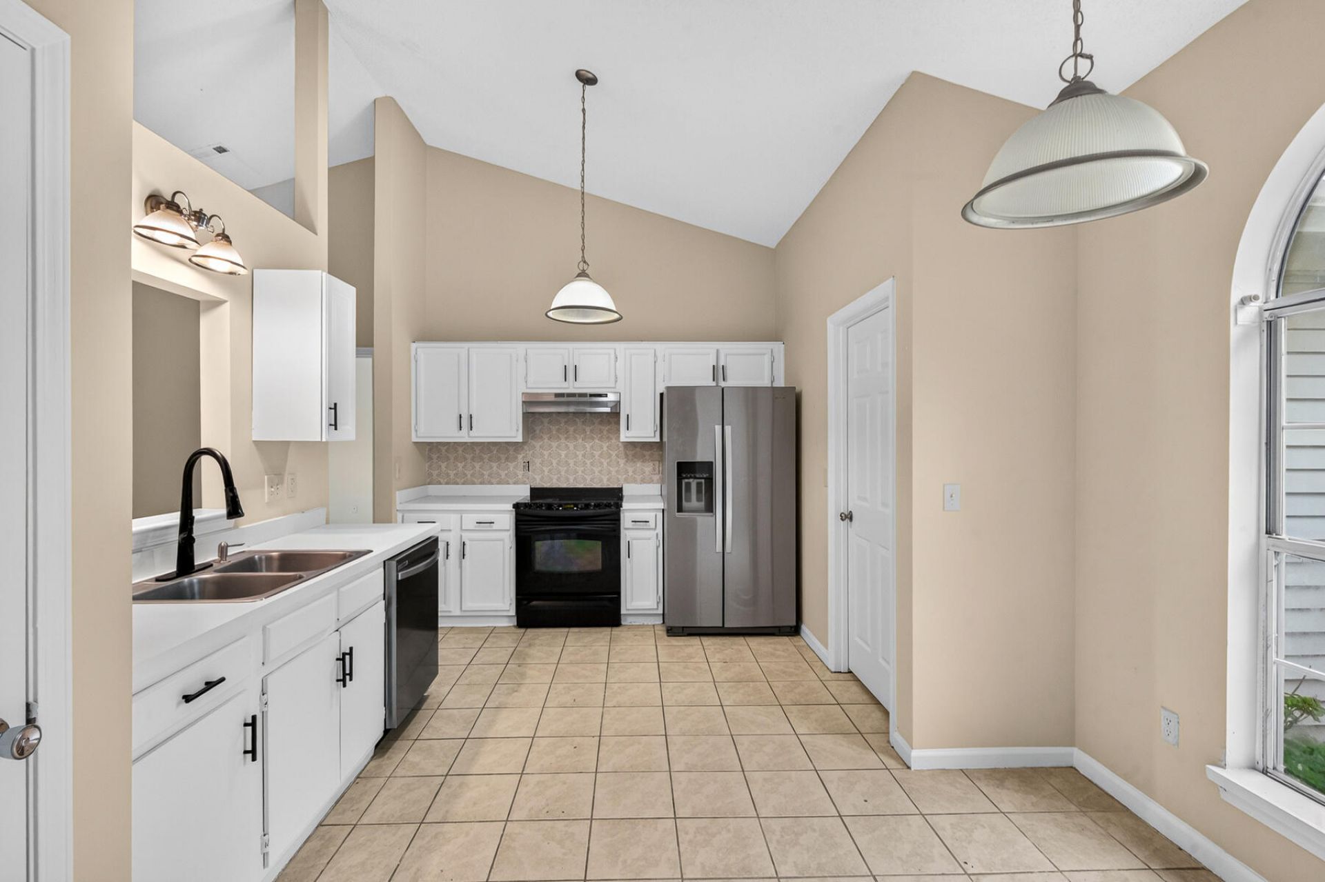106 Turnbury Road Photo 20