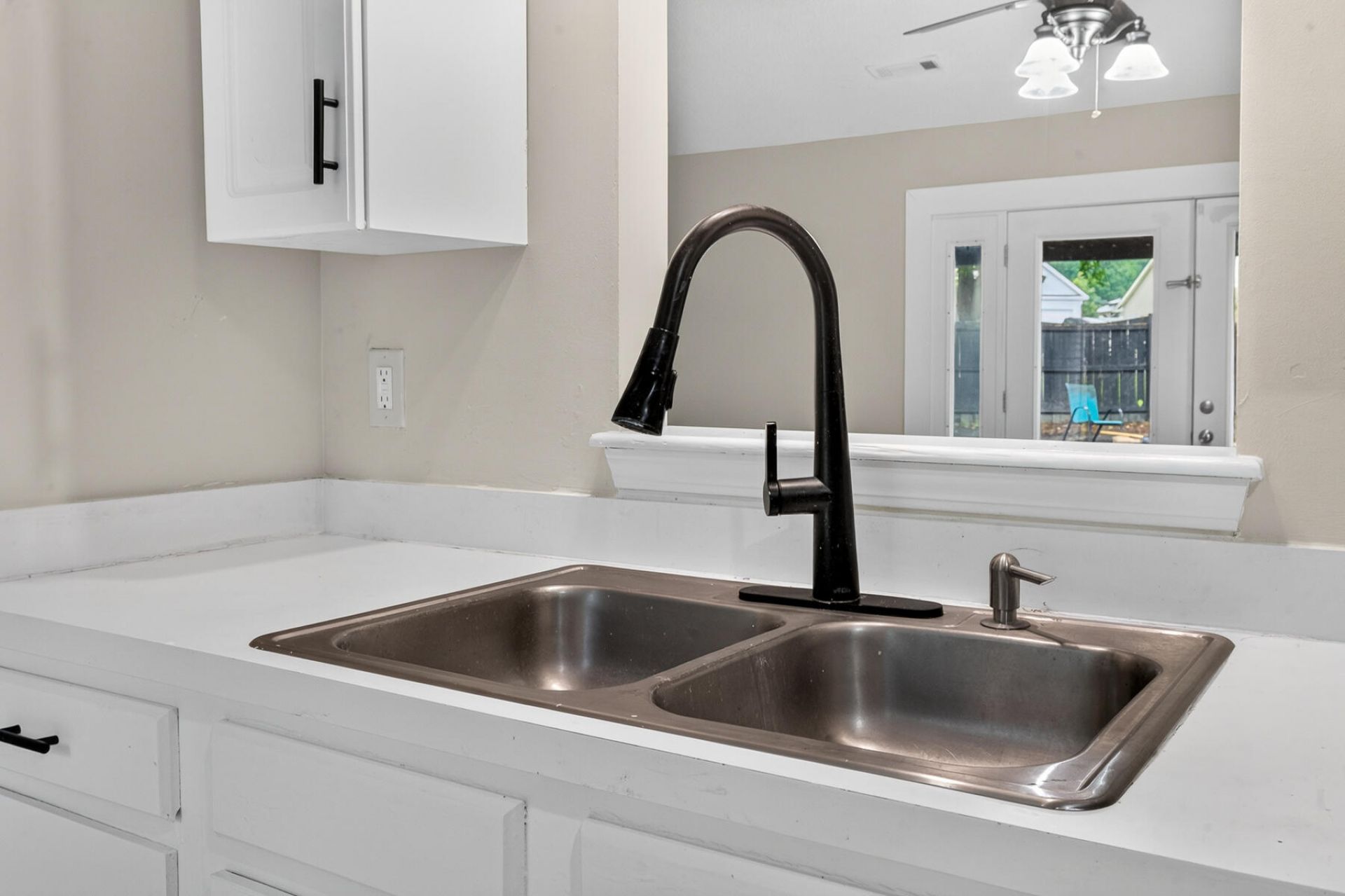 106 Turnbury Road Photo 24