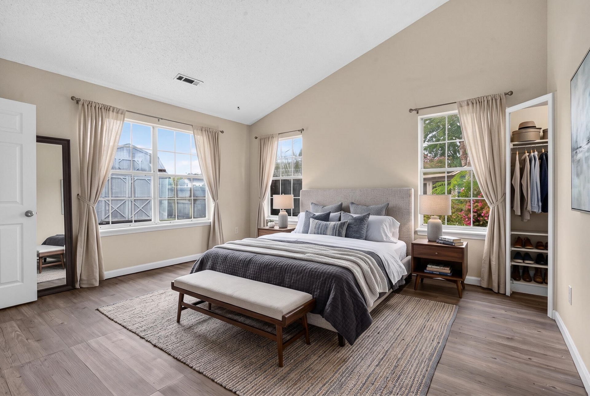 106 Turnbury Road Photo 26