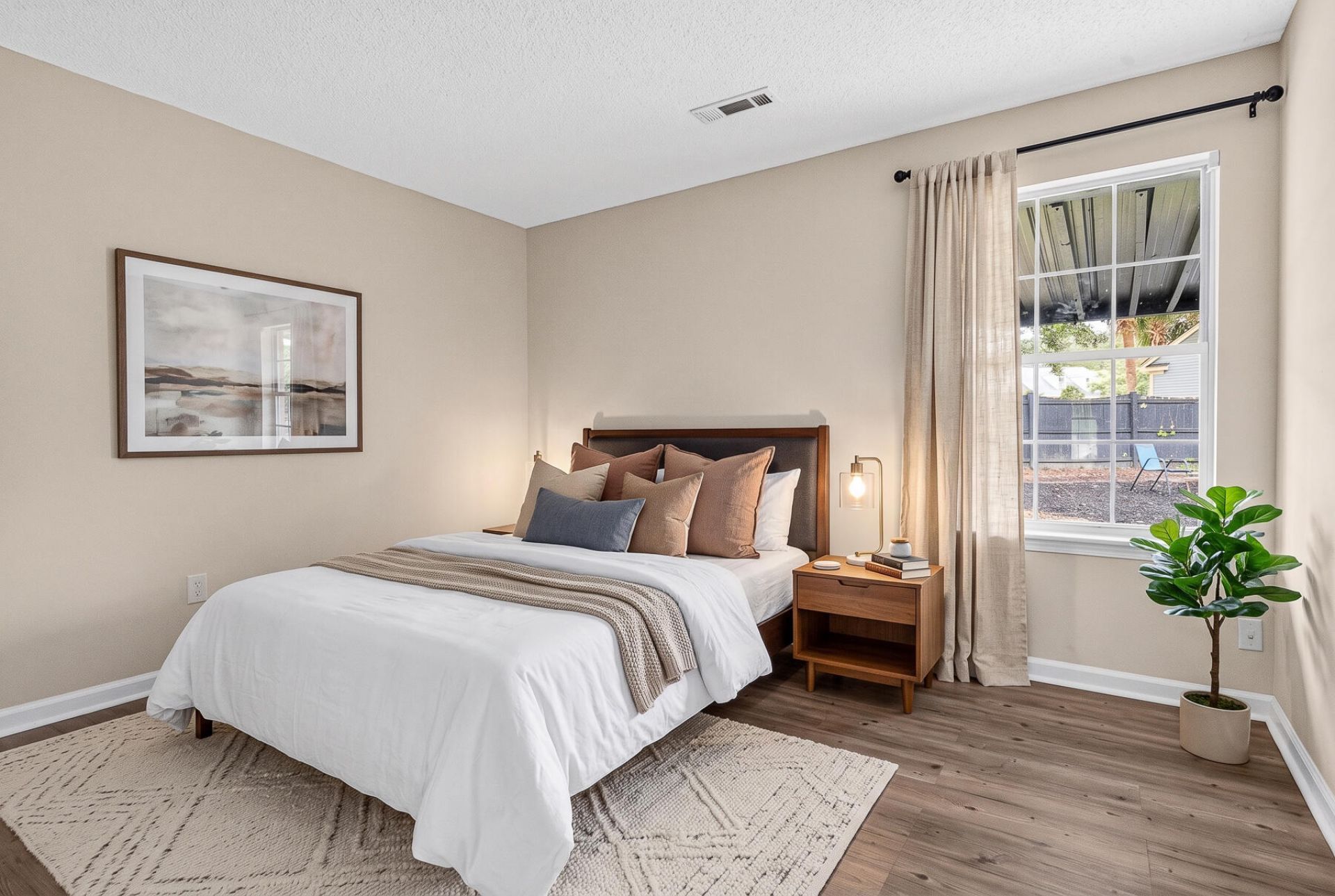 106 Turnbury Road Photo 42