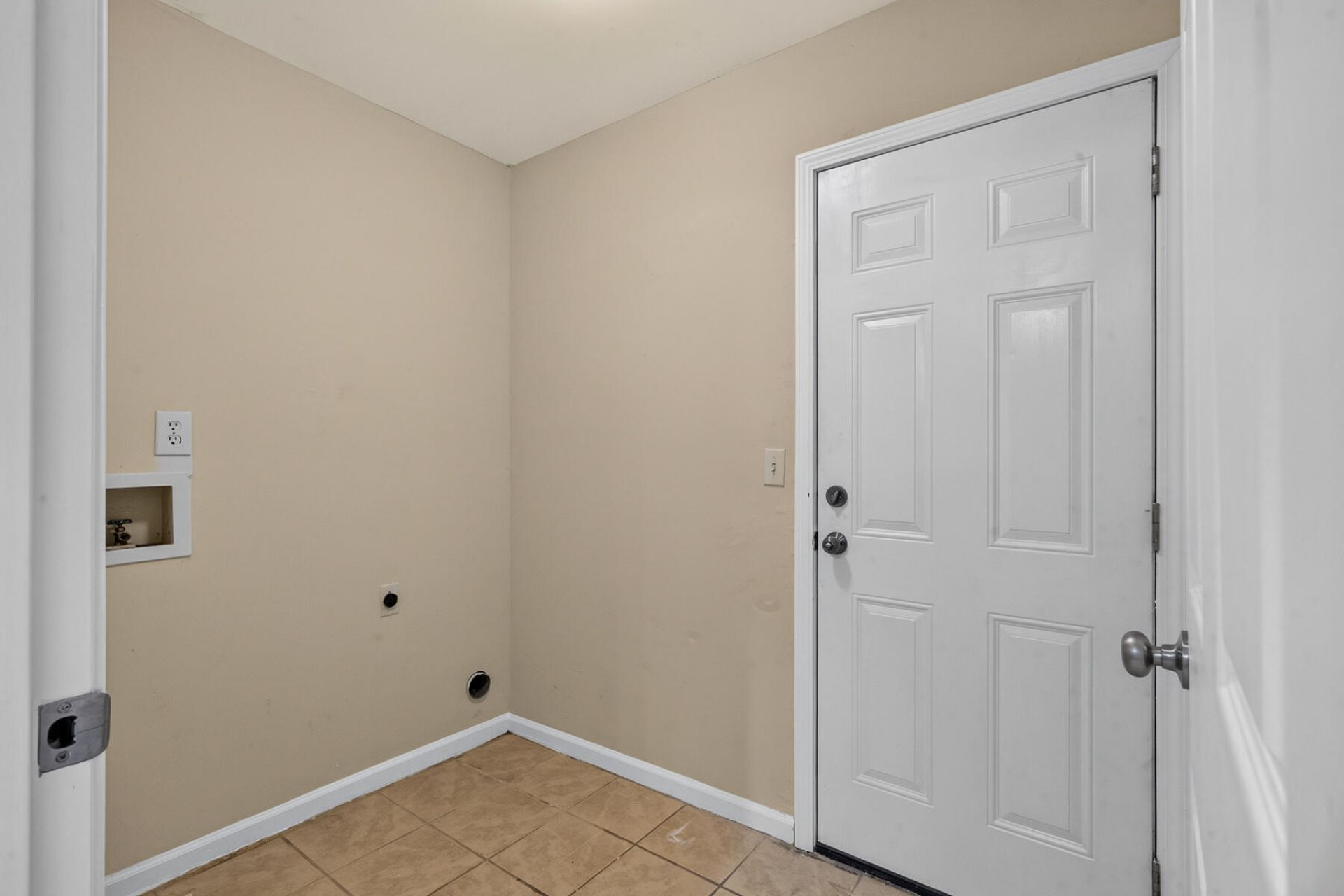 106 Turnbury Road Photo 47