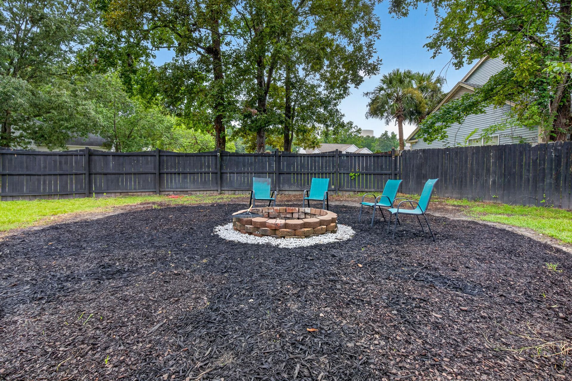 106 Turnbury Road Photo 6