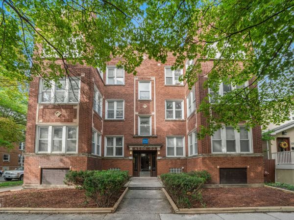 4500 N Whipple Street , Unit B3, Chicago, IL 60625