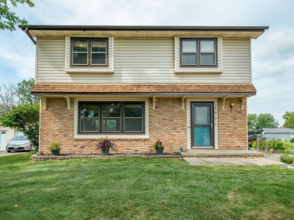 1201 4th Street NW, Altoona, IA 50009