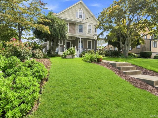 43 Kellogg Street, Oyster Bay, NY 11771