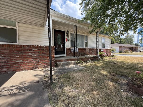 1300 B Street NW, Miami, OK 74354