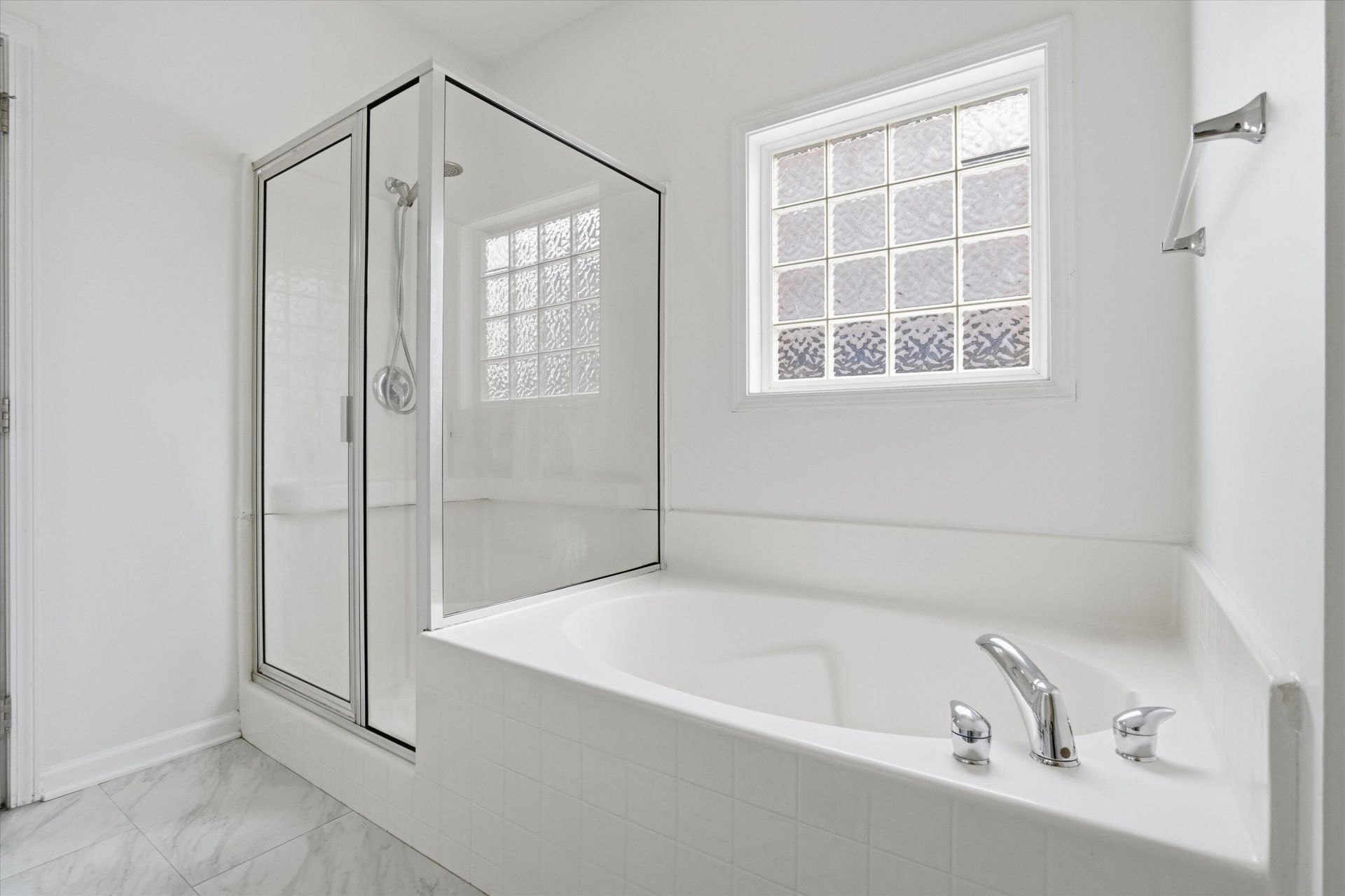 209 Goldfinch Lane Photo 10