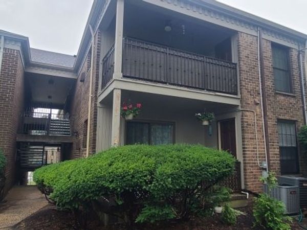323 Gill Ln, Woodbridge, NJ 08830