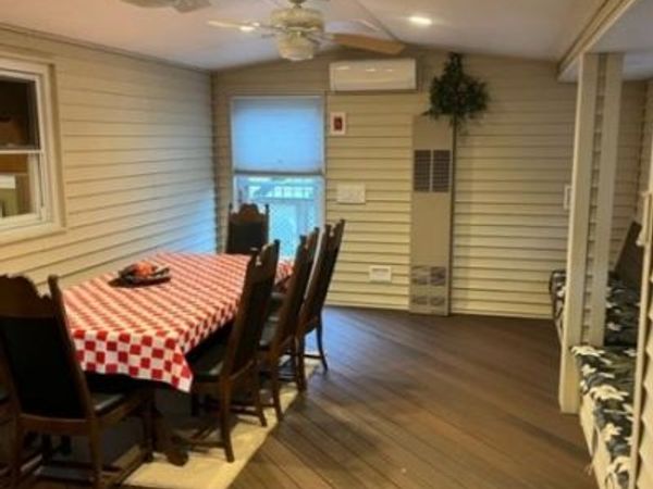 36 River Rd, Oakland, NJ 07436