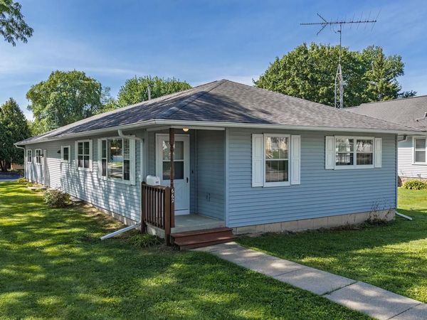 662 11th Street, Baraboo, WI 53913