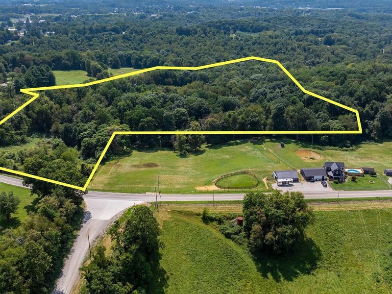 2220 Adamsville Road , Zanesville, OH 43701 Photo 2