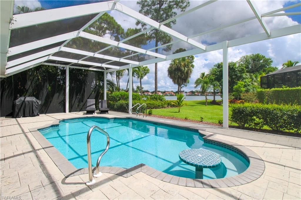 700 Lambton Ln, Naples, FL 34104 Photo