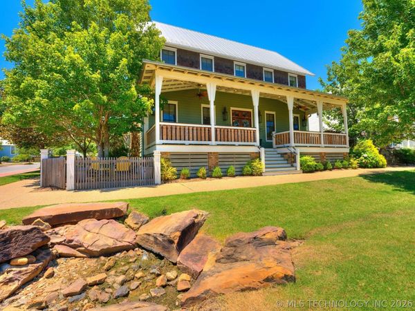 31 Boulevard , Carlton Landing, OK 74432