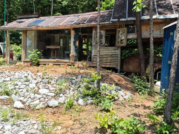 500 Cooper Hollow Rd, Tellico Plains, TN 37385