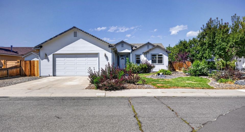 1379 Bumblebee Drive, Gardnerville, NV 89460 Photo