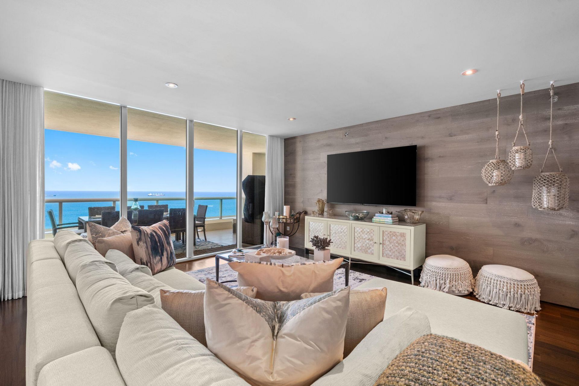 101 S Fort Lauderdale Beach Boulevard, Unit 2303, Fort Lauderdale, FL 33316 Main Photo