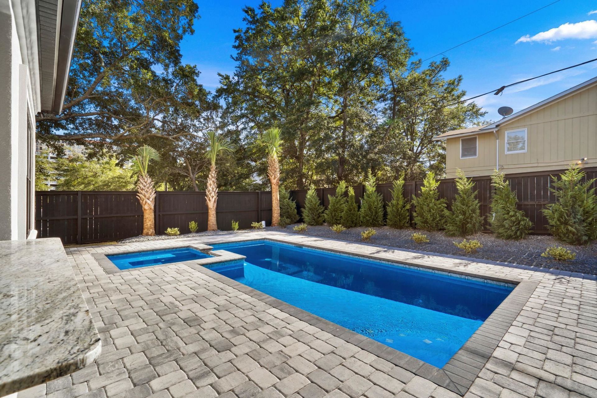 11107 Lee Circle Photo 34