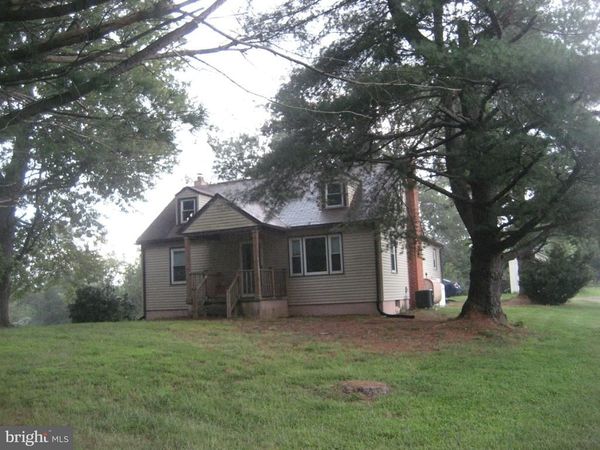 11515 HUME ROAD, HUME, VA 22639