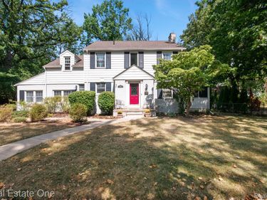 2050 Wiltshire Road , Berkley, Mi 48072