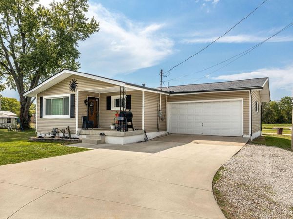 107 Jefferson Avenue, Ashville, OH 43103