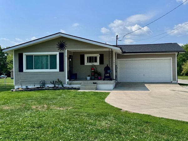 107 Jefferson Avenue, Ashville, OH 43103