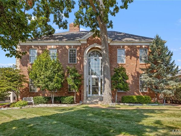 103 Linden Avenue, Clayton, MO 63105