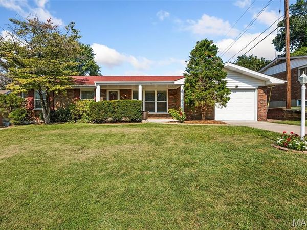 109 Meadowlark Lane , St Charles, MO 63301