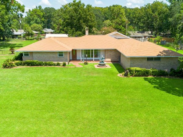 2963 Church St, Zachary, LA 70791