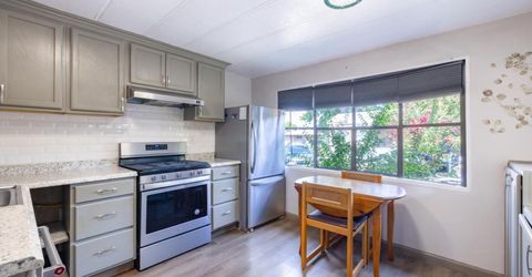109 Pine Ln, Folsom, CA 95630 Photo