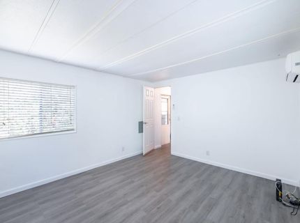 109 Pine Ln, Folsom, CA 95630 Photo