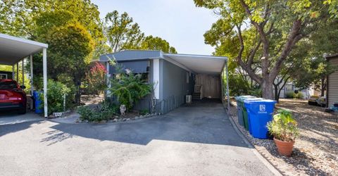 109 Pine Ln, Folsom, CA 95630 Photo