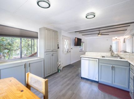 109 Pine Ln, Folsom, CA 95630 Photo