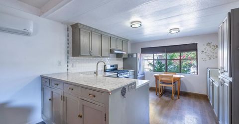 109 Pine Ln, Folsom, CA 95630 Photo