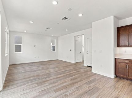 1296 Leonhardt Loop, Lincoln, CA 95648 Photo